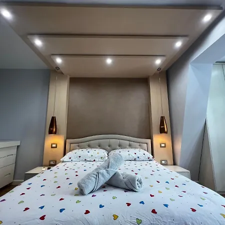 Center Apartment *