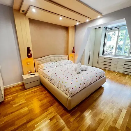 Center Apartment *